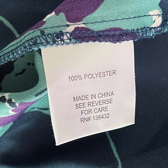 ModCloth Floral Tank Sleeveless Top V Neck Small - Picture 4 of 6